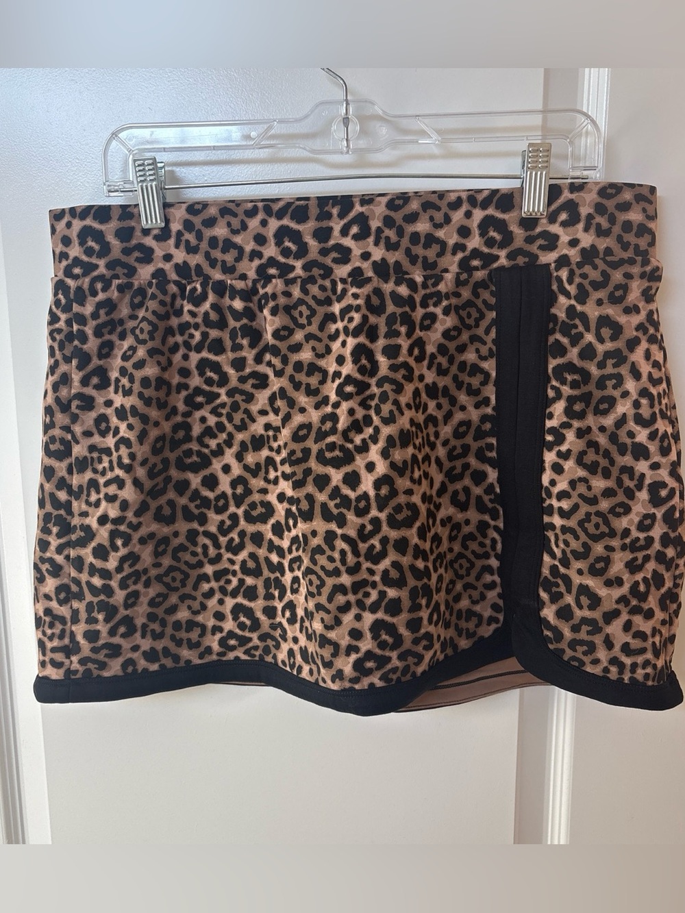 Leopard Print A-Line Skort with Contrast Trim - Tan/Black